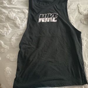 NIKE TANK TOP!!! size XS, BLACK AND WHITE, breathable back, WORN A FEW TIMES